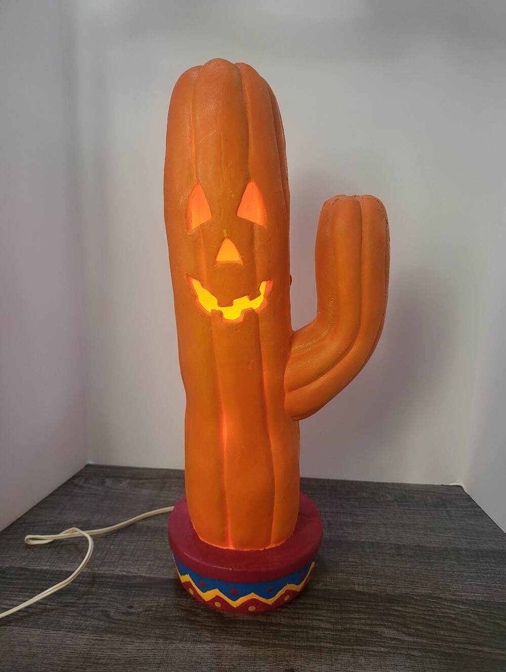 Trendmasters Foam Blow Mold Cactus Pumpkin Jack O Lantern Halloween Lighted 1995